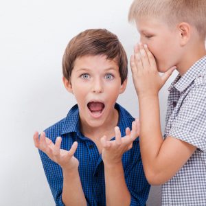 Opóźniony rozwój dziecka: Jak Pomóc Twojemu Maluchowi?